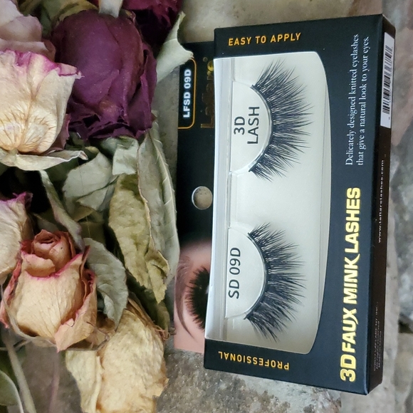 New!! LAFLARE 3D FAUX MINK PREMIUM SILK LASHES LFSD 09D - Picture 3 of 3